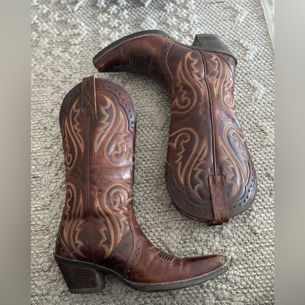 Ariat Women’s Western Cowboy Boots Brown Leather Style